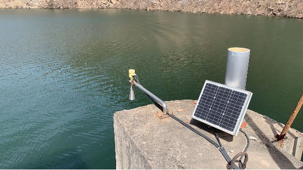 雷达液位计助力水文监测