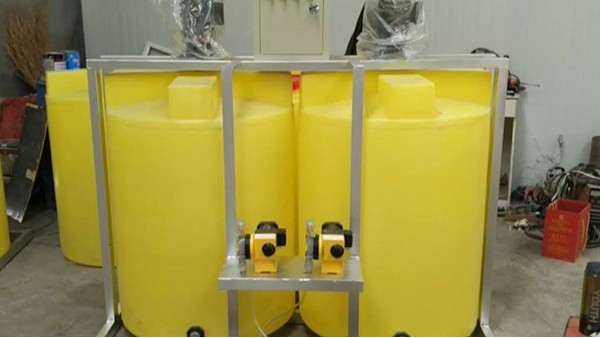加药系统搅拌箱液位：雷达液位计的应用实践