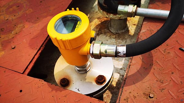 雷达液位计：硫坑液位监测的利器